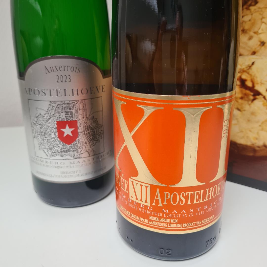 Wijngeschenkdoos : 2 flessen Nederlandse wijn van de Apostelhoeve